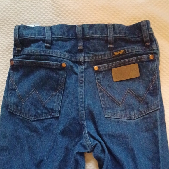 Wrangler Student Fit Original Highrise Regular Bootcut Jeans Size 29x34 - Picture 1 of 5
